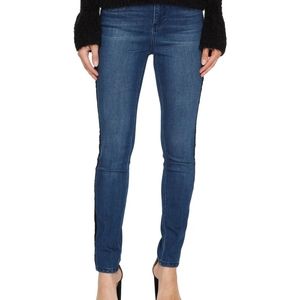 LEATHER SIDE TRIM DENIM